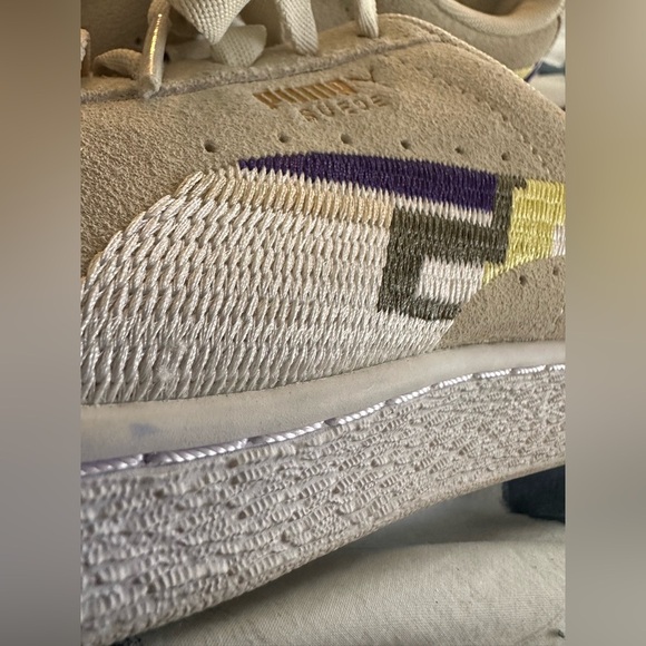 Puma Suede Lace Up Womens Beige Sneakers Shoes w/ color blocking sz 8.5 - Picture 4 of 7